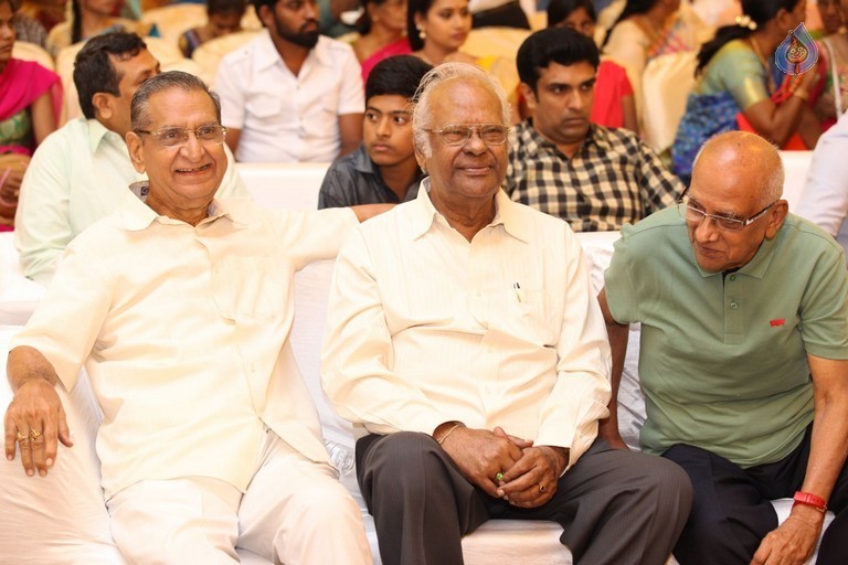 Krish - Ramya Wedding Photos - 41 / 59 photos