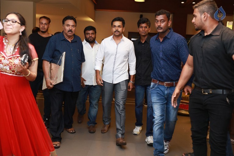 Krish - Ramya Wedding Photos 3 - 11 / 57 photos