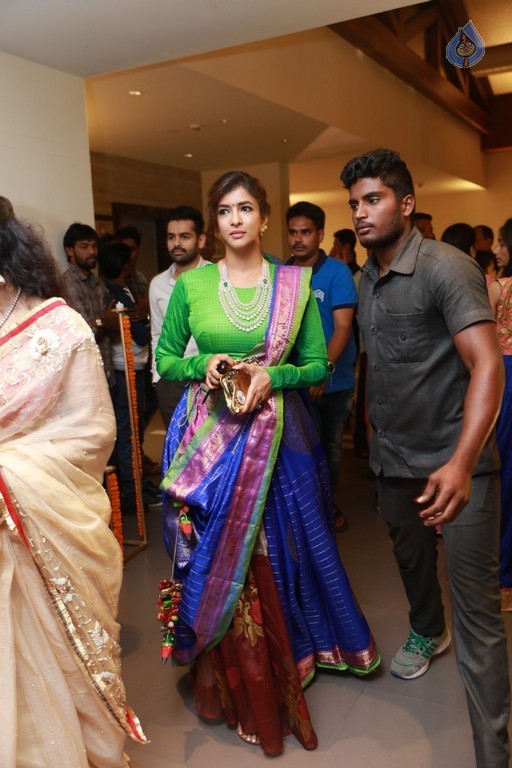 Krish - Ramya Wedding Photos 3 - 27 / 57 photos