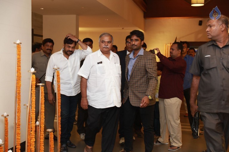 Krish - Ramya Wedding Photos 3 - 28 / 57 photos