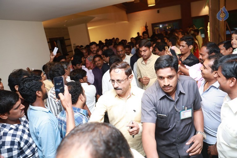 Krish - Ramya Wedding Photos 3 - 38 / 57 photos