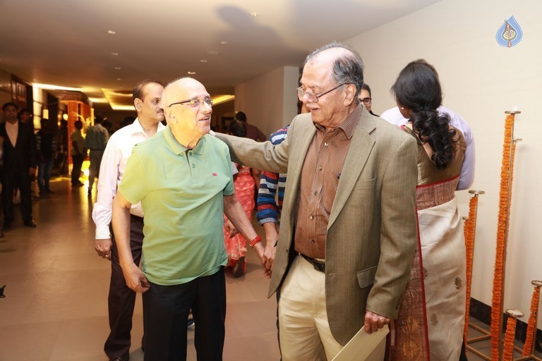 Krish - Ramya Wedding Photos 3 - 52 / 57 photos