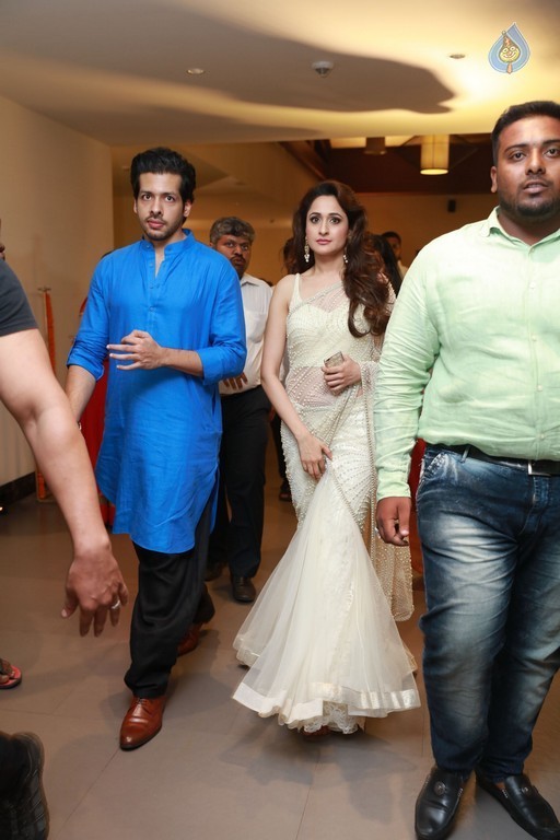 Krish - Ramya Wedding Photos 3 - 53 / 57 photos