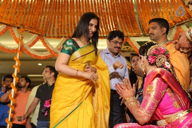 Krish - Ramya Wedding Photos 4 - 30 / 164 photos