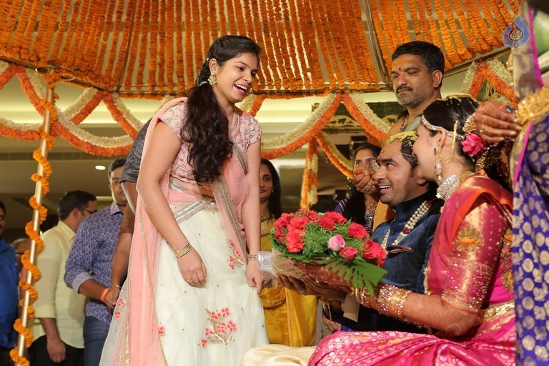 Krish - Ramya Wedding Photos 4 - 94 / 164 photos