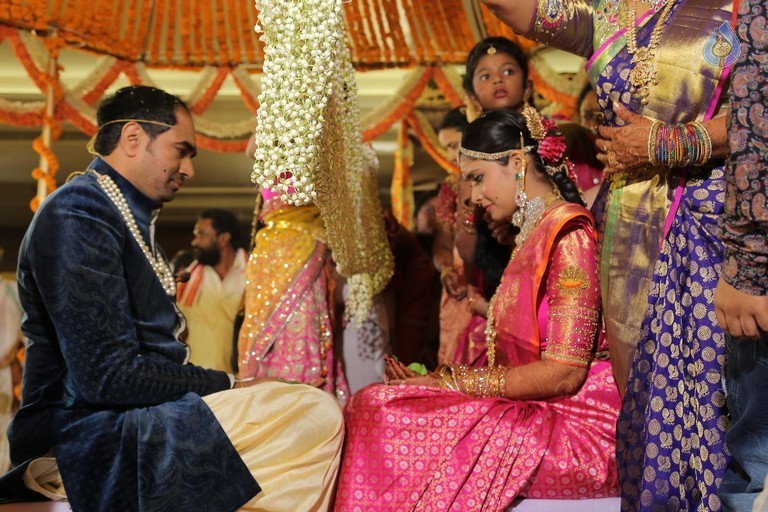Krish - Ramya Wedding Photos 4 - 99 / 164 photos