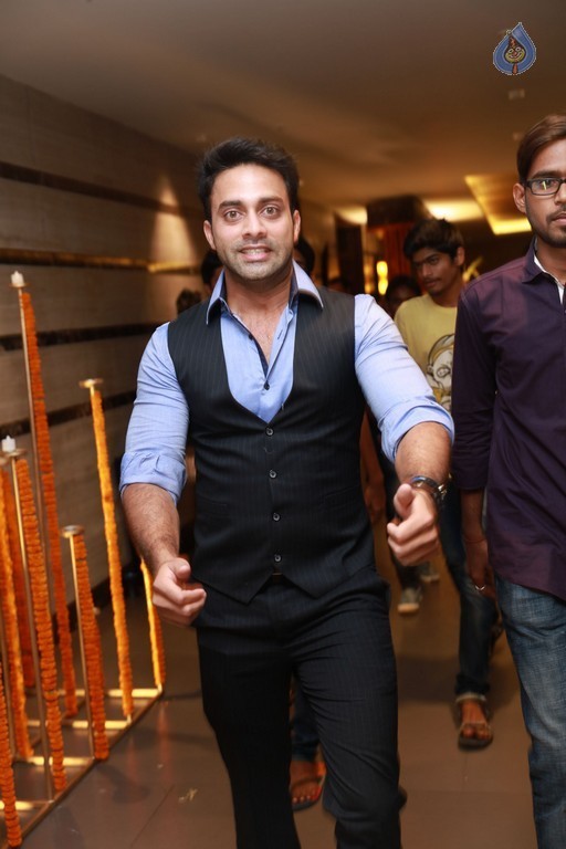 Krish - Ramya Wedding Photos 4 - 102 / 164 photos