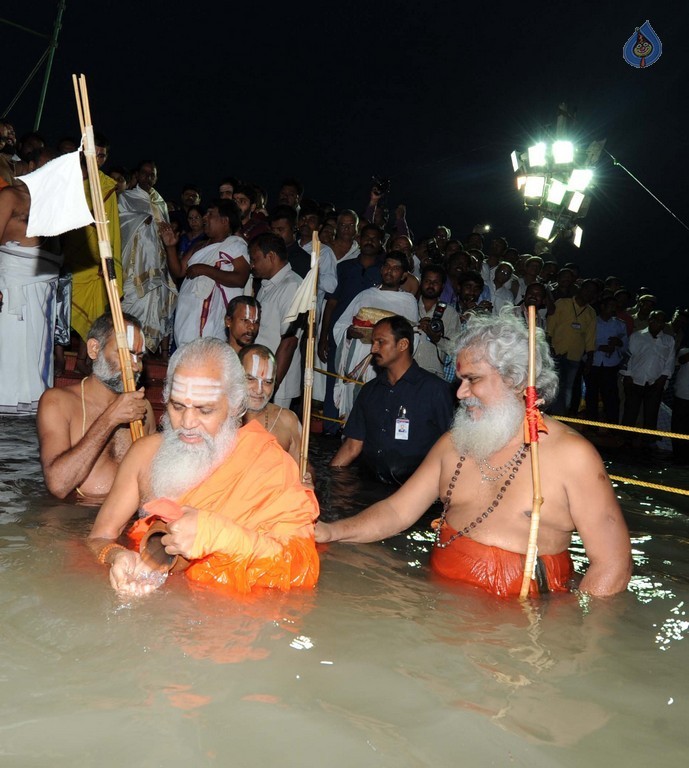 Krishna Pushkaralu 2016 at Telangana  - 27 / 68 photos