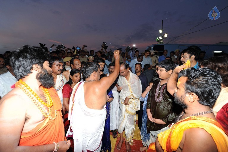 Krishna Pushkaralu 2016 at Telangana  - 47 / 68 photos