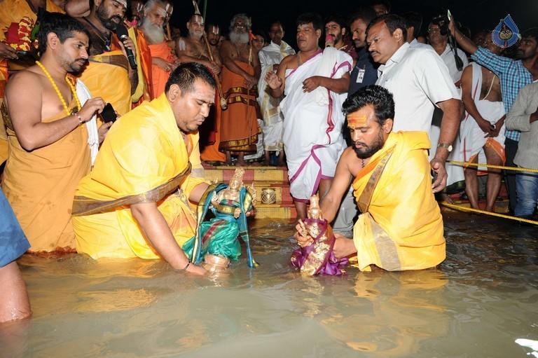 Krishna Pushkaralu 2016 at Telangana  - 57 / 68 photos