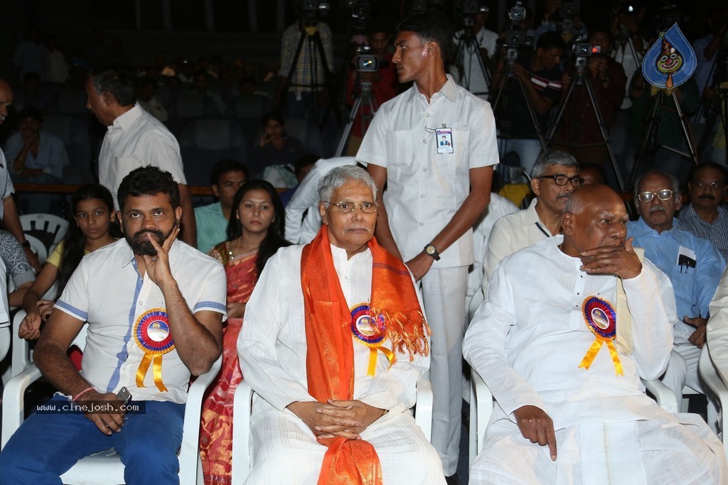 KV Reddy Award Presentation to Sukumar - 39 / 194 photos