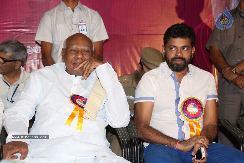 KV Reddy Award Presentation to Sukumar - 98 / 194 photos