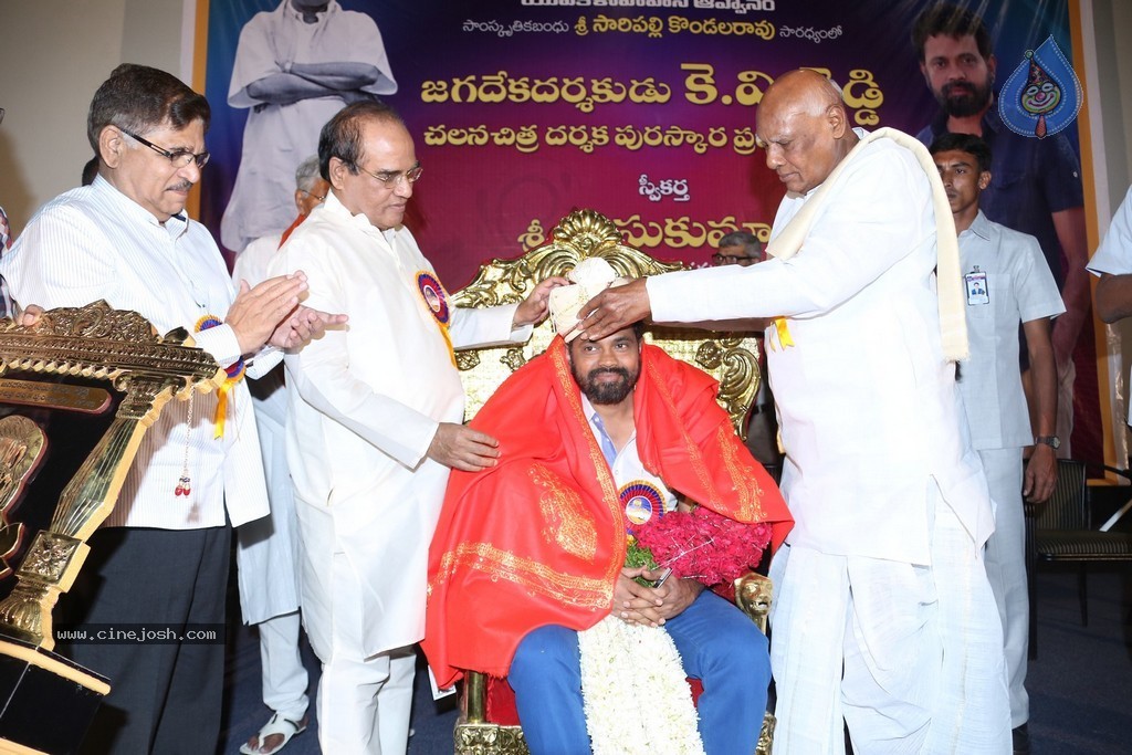 KV Reddy Award Presentation to Sukumar - 171 / 194 photos