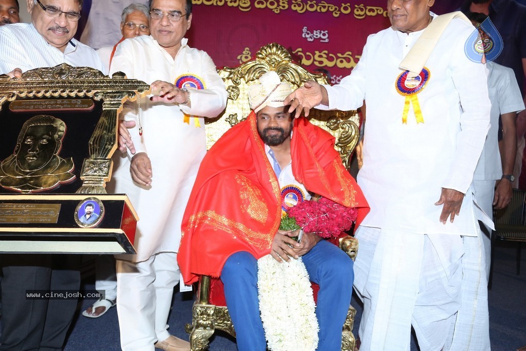 KV Reddy Award Presentation to Sukumar - 181 / 194 photos