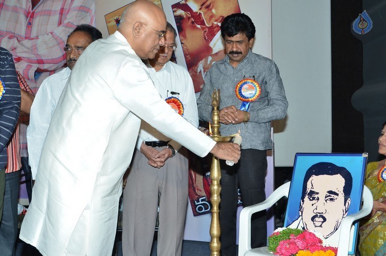 KV Reddy award to Gunasekhar - 13 / 52 photos