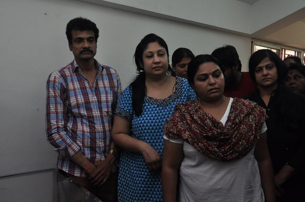 Last Respects to Actress Jyothi Lakshmi - 12 / 16 photos