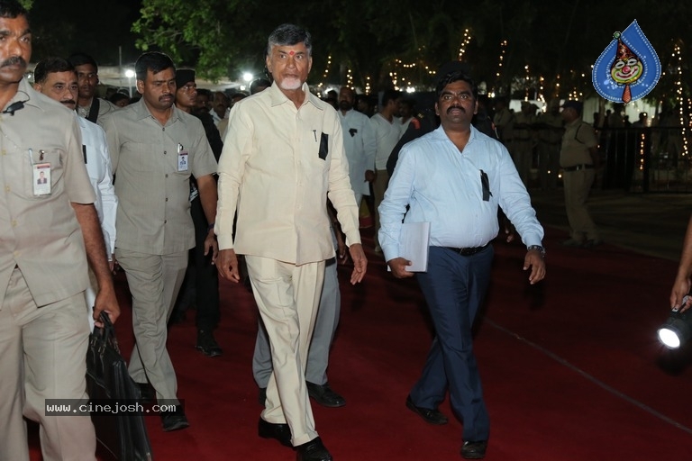 Lepakshi Utsavam 2018 Day 01 - 25 / 38 photos
