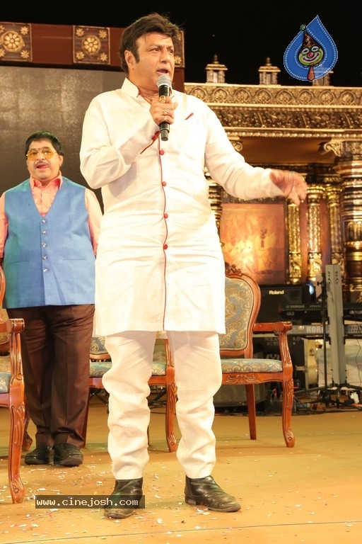 Lepakshi Utsavam 2018 Day 02 - 13 / 36 photos