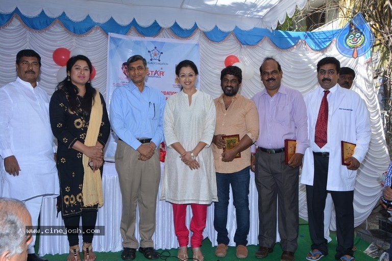 Life Again Foundation Free Medical Camp - 10 / 18 photos