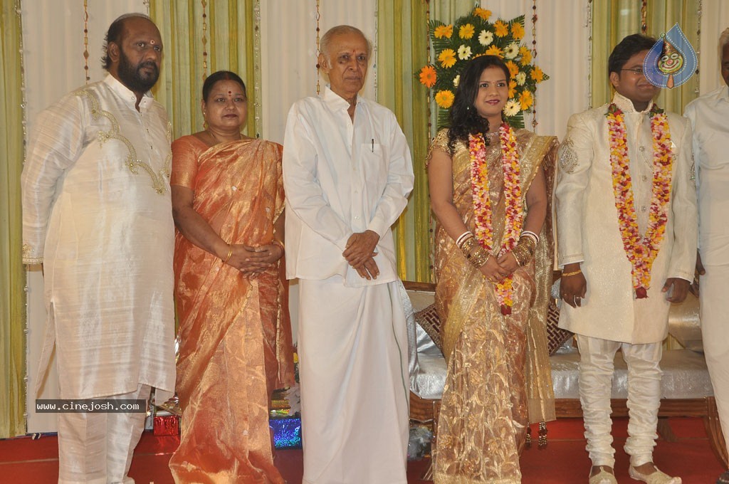 Lyricist Piraisudan Daughter Wedding Reception - 4 / 122 photos