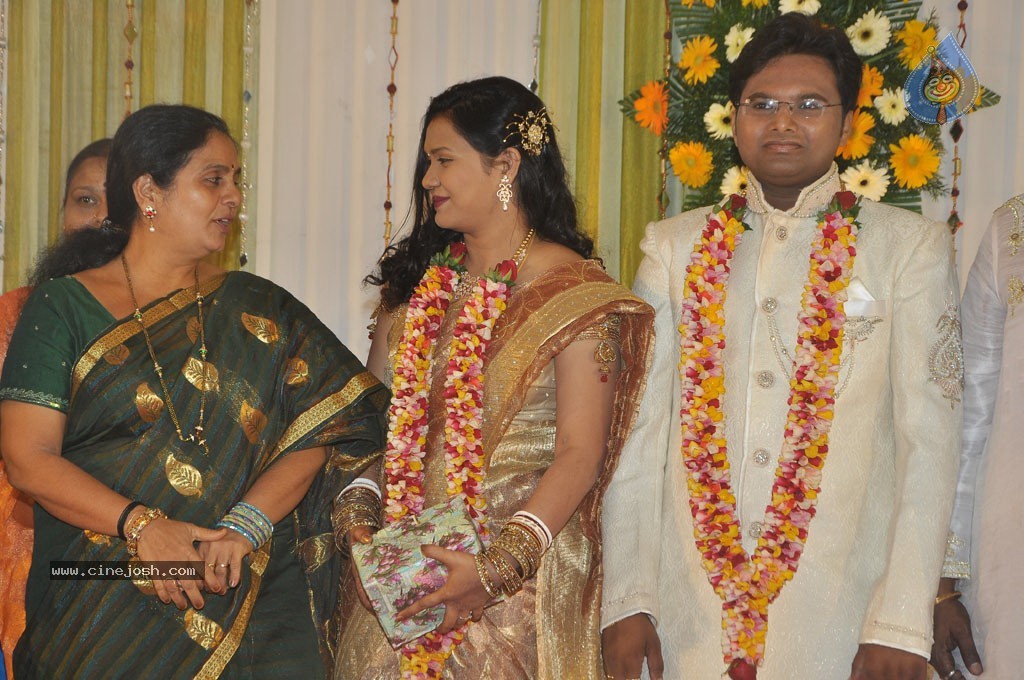 Lyricist Piraisudan Daughter Wedding Reception - 15 / 122 photos