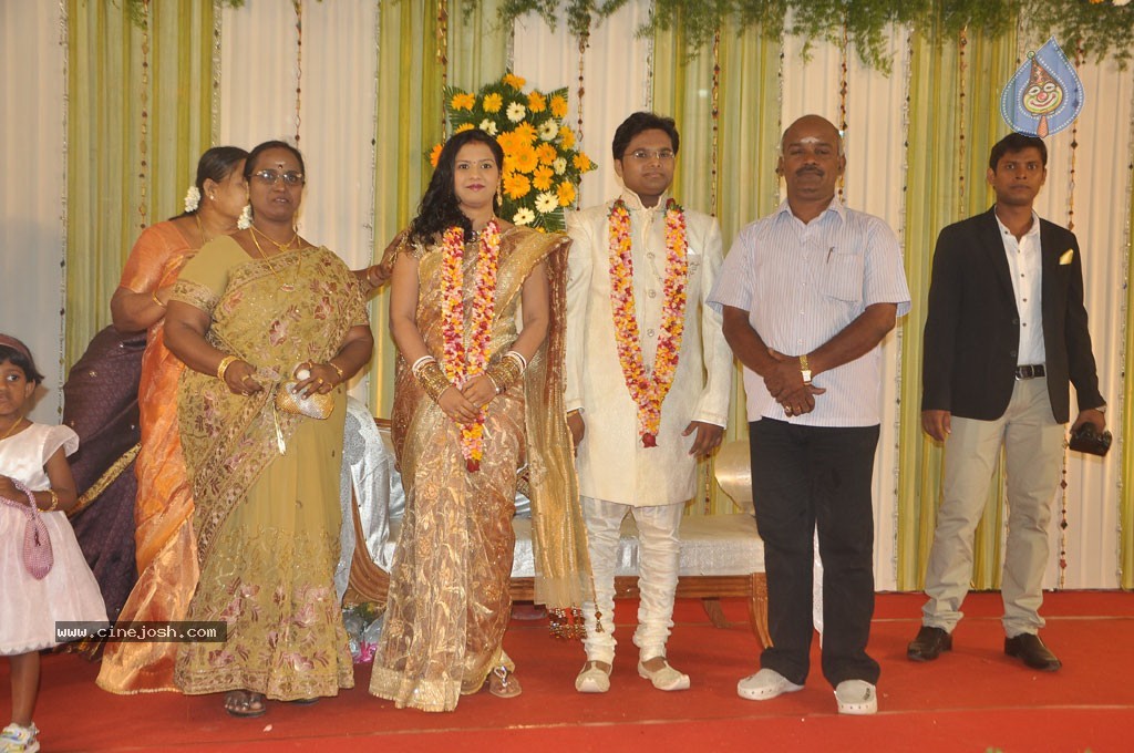 Lyricist Piraisudan Daughter Wedding Reception - 31 / 122 photos