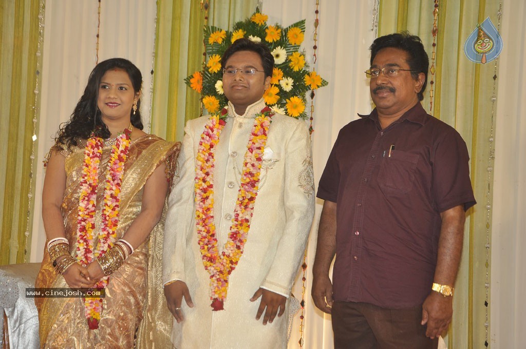 Lyricist Piraisudan Daughter Wedding Reception - 46 / 122 photos