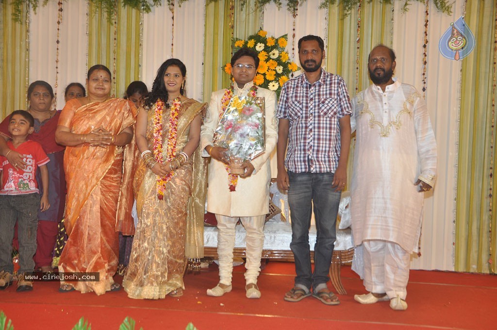 Lyricist Piraisudan Daughter Wedding Reception - 86 / 122 photos