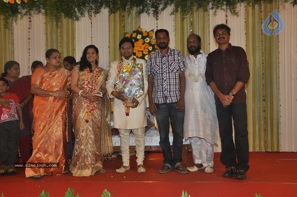 Lyricist Piraisudan Daughter Wedding Reception - 90 / 122 photos