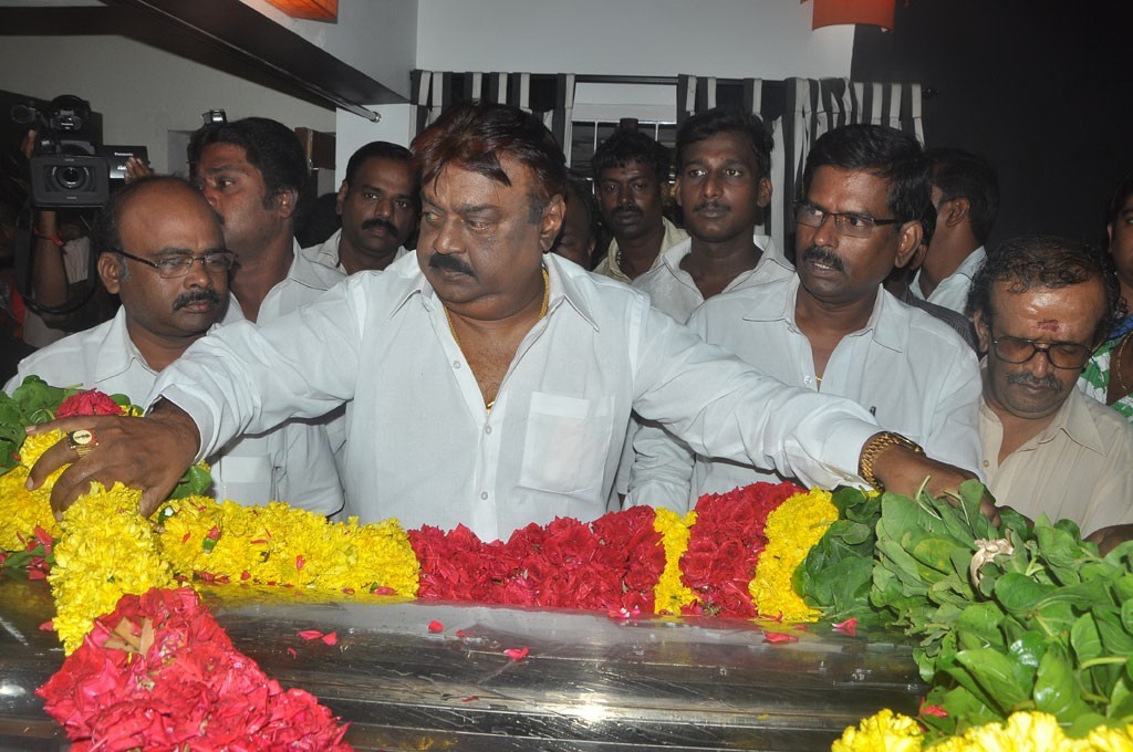 Lyricist Vaali Condolence Photos - 1 / 99 photos