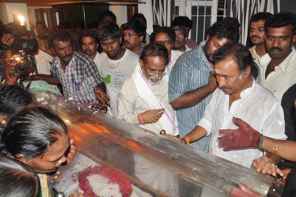 Lyricist Vaali Condolence Photos - 3 / 99 photos