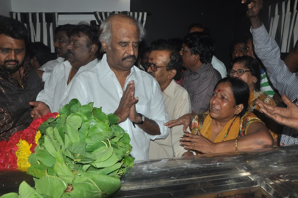 Lyricist Vaali Condolence Photos - 16 / 99 photos