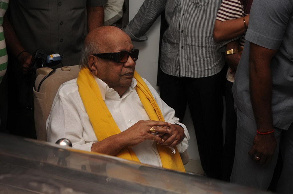 Lyricist Vaali Condolence Photos - 35 / 99 photos