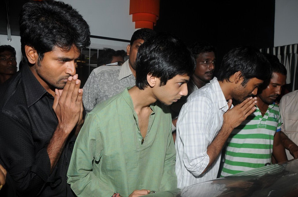 Lyricist Vaali Condolence Photos - 67 / 99 photos
