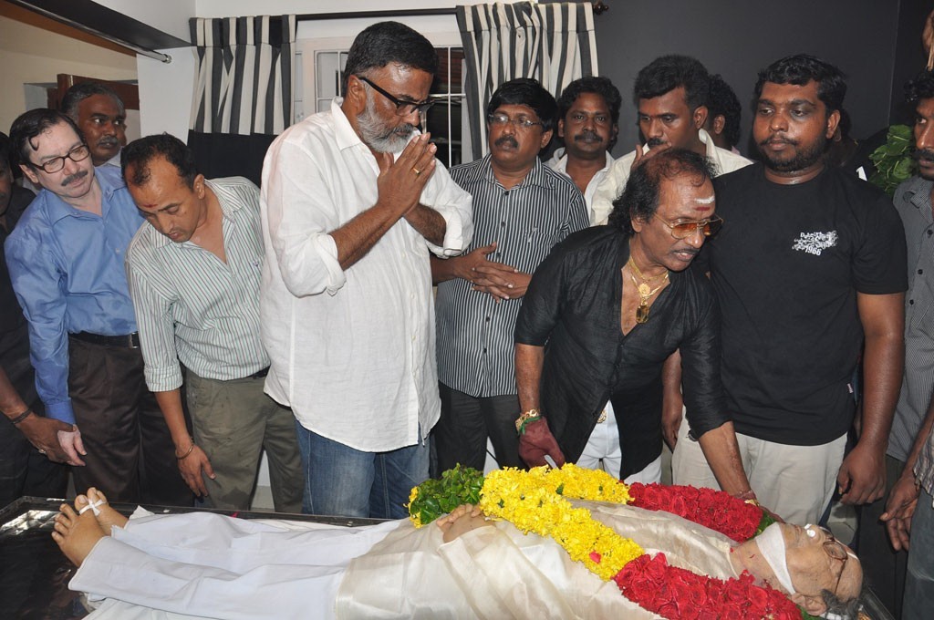 Lyricist Vaali Condolence Photos - 89 / 99 photos