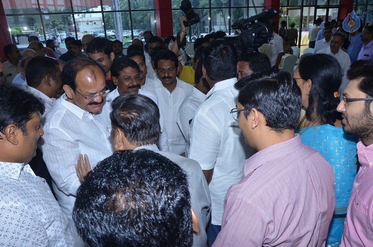 M Venkaiah Naidu Atmiya Abhinandana Sabha - 15 / 105 photos