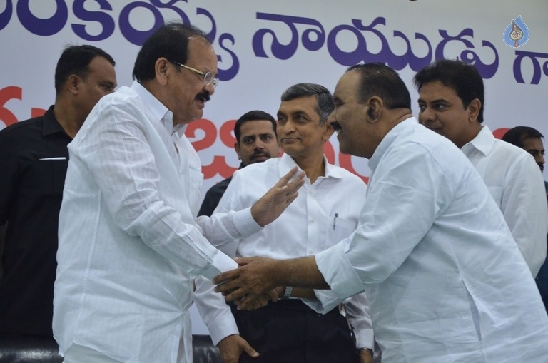 M Venkaiah Naidu Atmiya Abhinandana Sabha - 41 / 105 photos