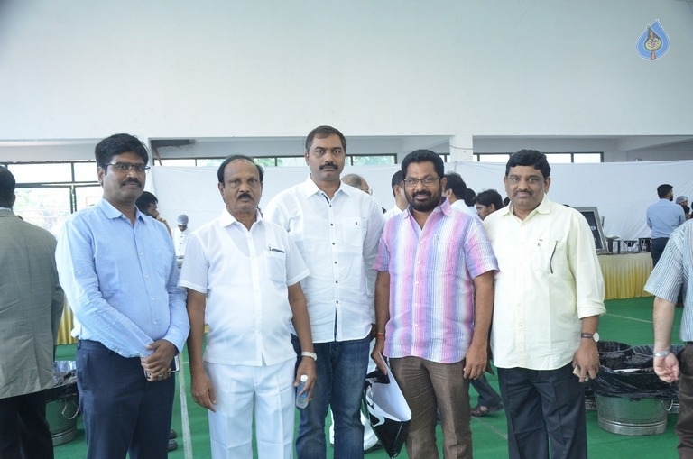 M Venkaiah Naidu Atmiya Abhinandana Sabha - 85 / 105 photos