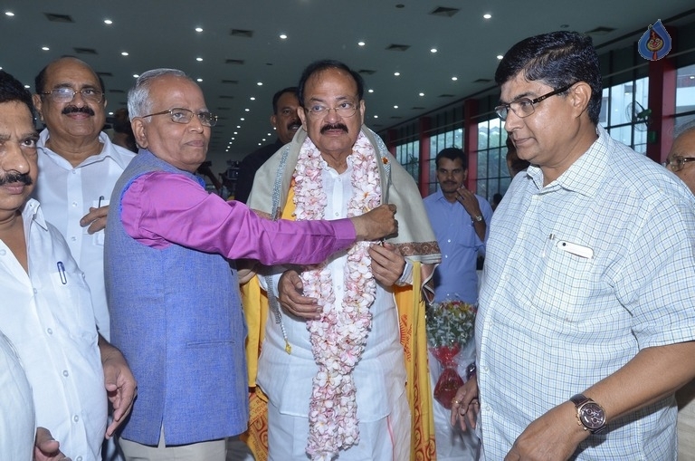 M Venkaiah Naidu Atmiya Abhinandana Sabha - 89 / 105 photos