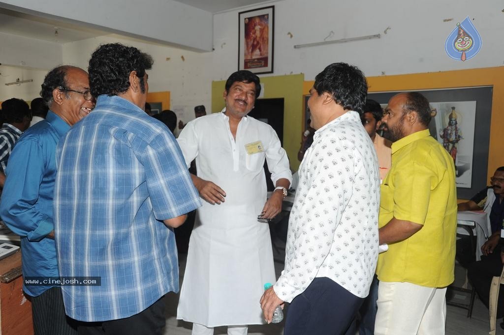 Maa Elections Polling 03 - 38 / 63 photos