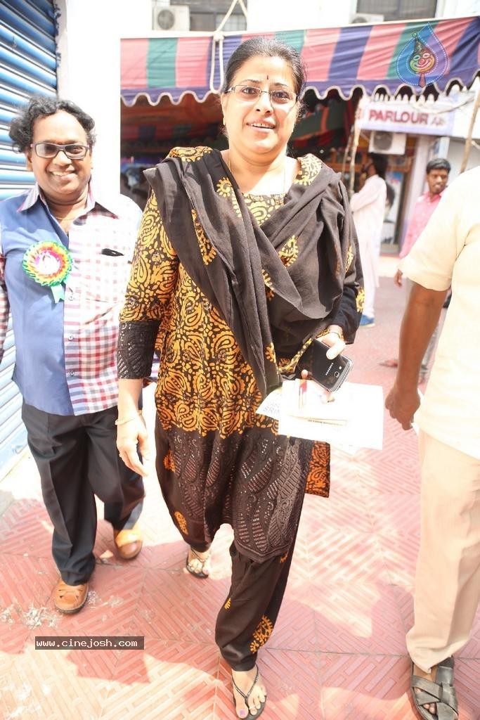 Maa Elections Polling 04 - 26 / 100 photos