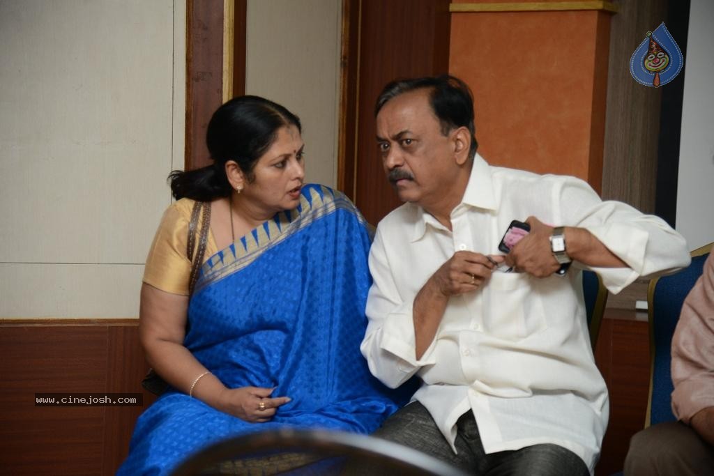 Maa Elections Polling 04 - 73 / 100 photos