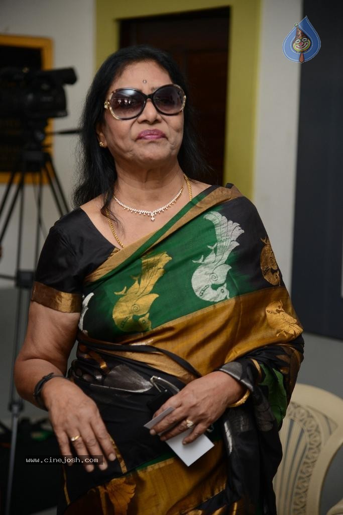 Maa Elections Polling 04 - 74 / 100 photos