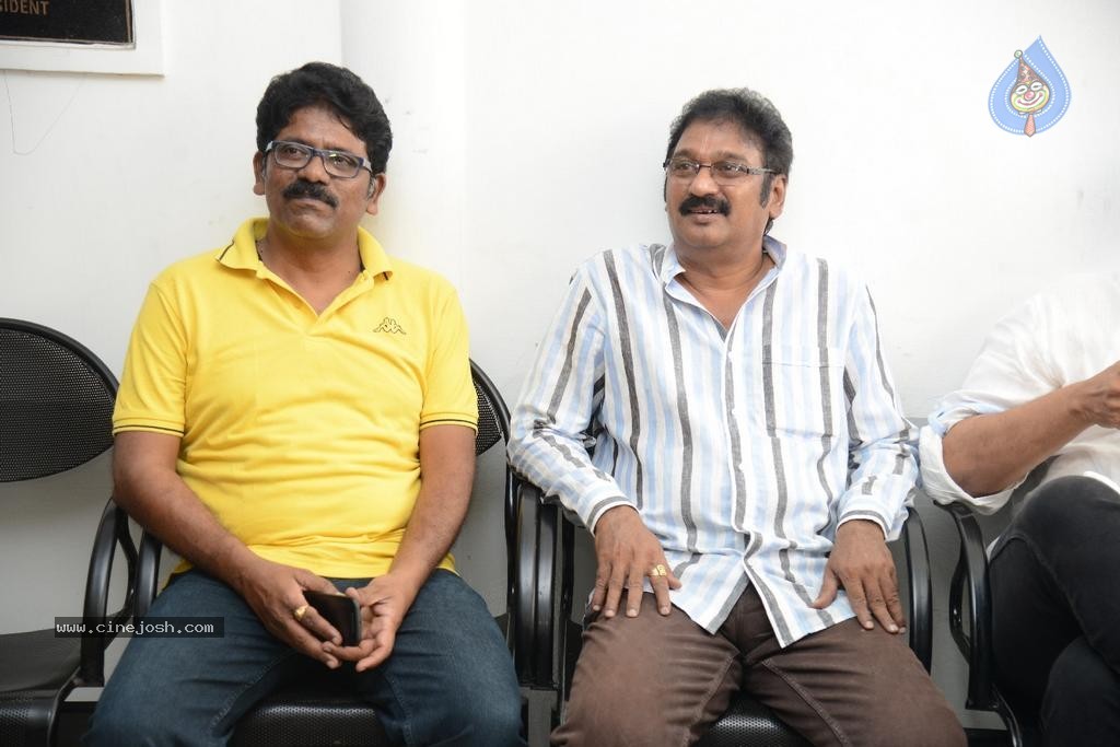 Maa Elections Polling 04 - 95 / 100 photos