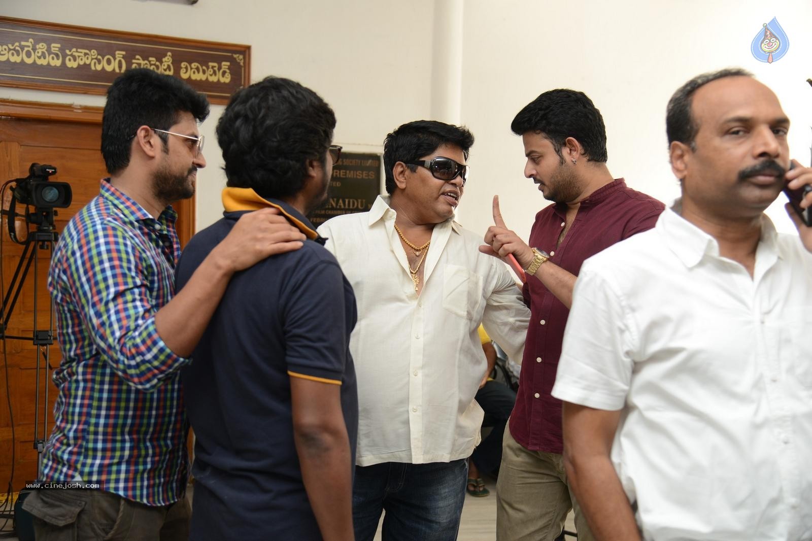 Maa Elections Polling 05 - 101 / 247 photos