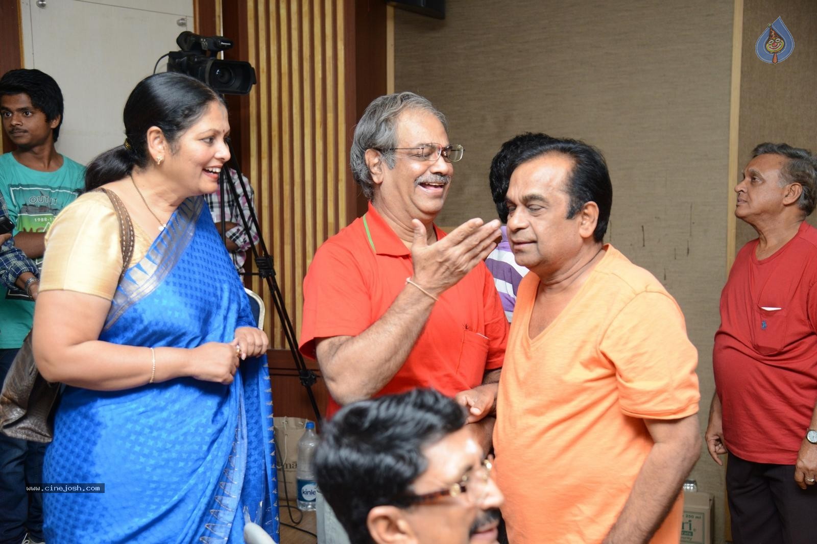 Maa Elections Polling 05 - 104 / 247 photos