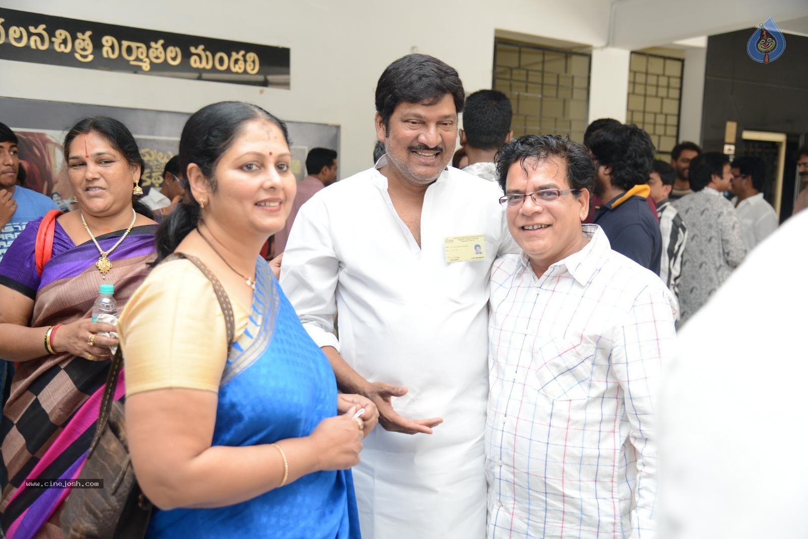 Maa Elections Polling 05 - 210 / 247 photos