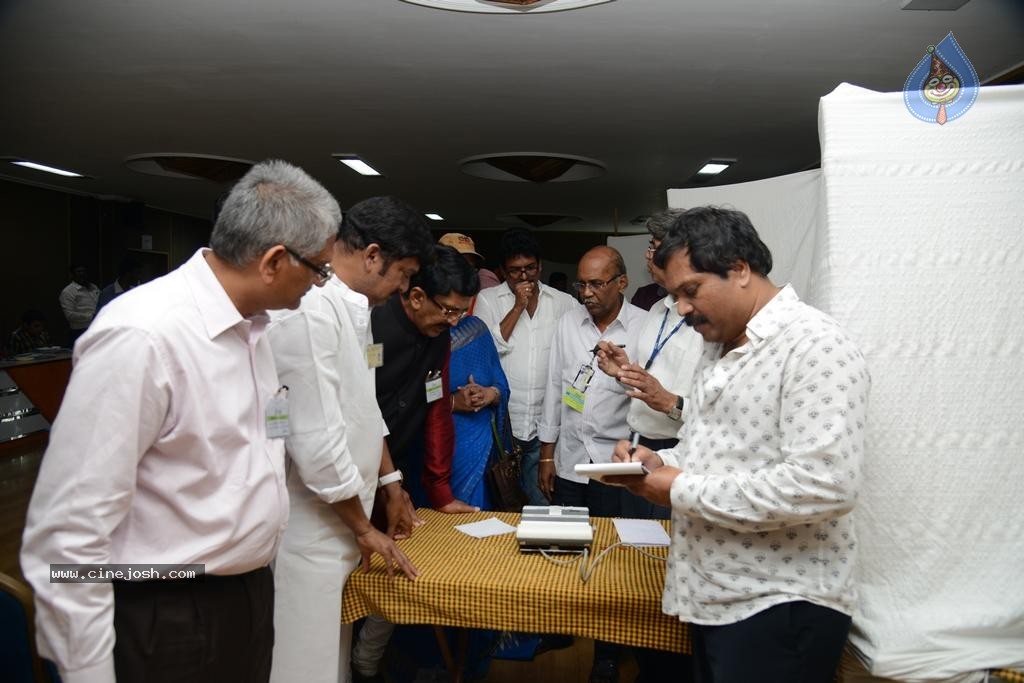 Maa Elections Polling 06 - 34 / 138 photos