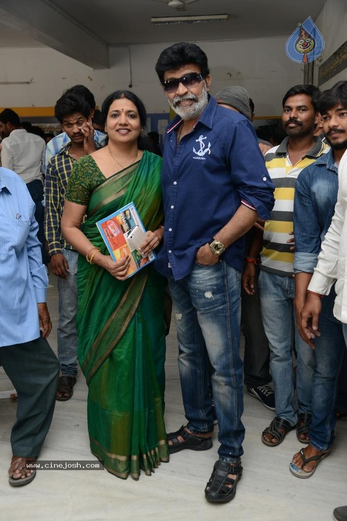 Maa Elections Polling 06 - 47 / 138 photos