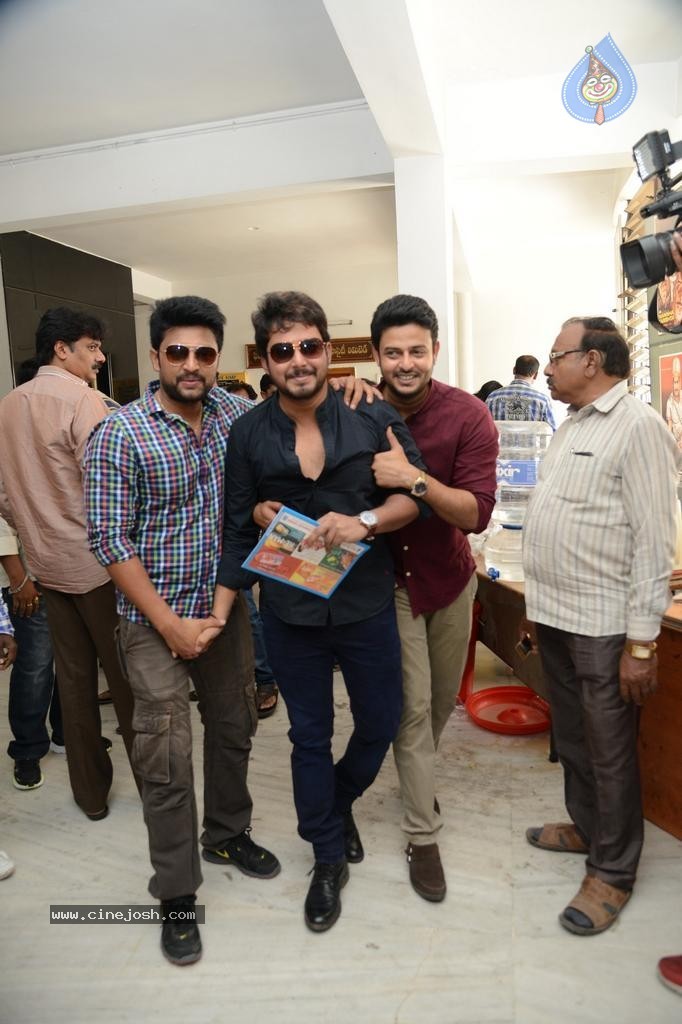 Maa Elections Polling 06 - 54 / 138 photos